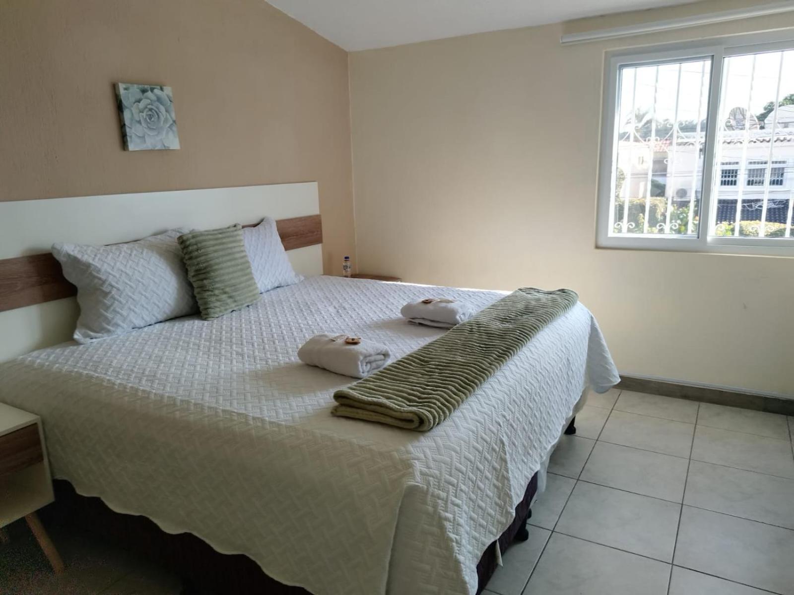 Hotel Urban Home Guatemala City Exterior photo